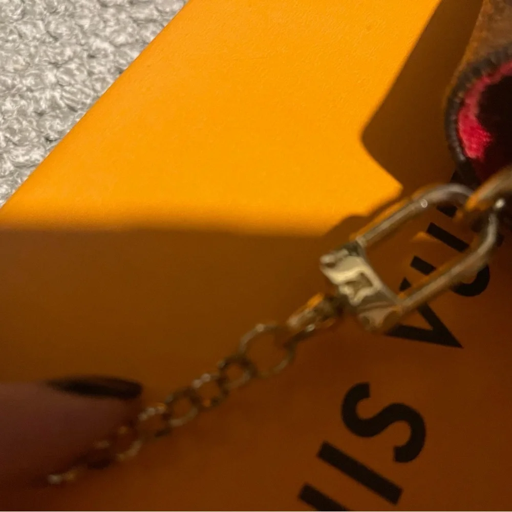 Inspired Damier Ebene Checkered. The Favorite PM Shoulder crossbody Bag. - Picture 7 of 12